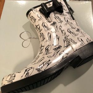 Jessica Simpson Rainboots